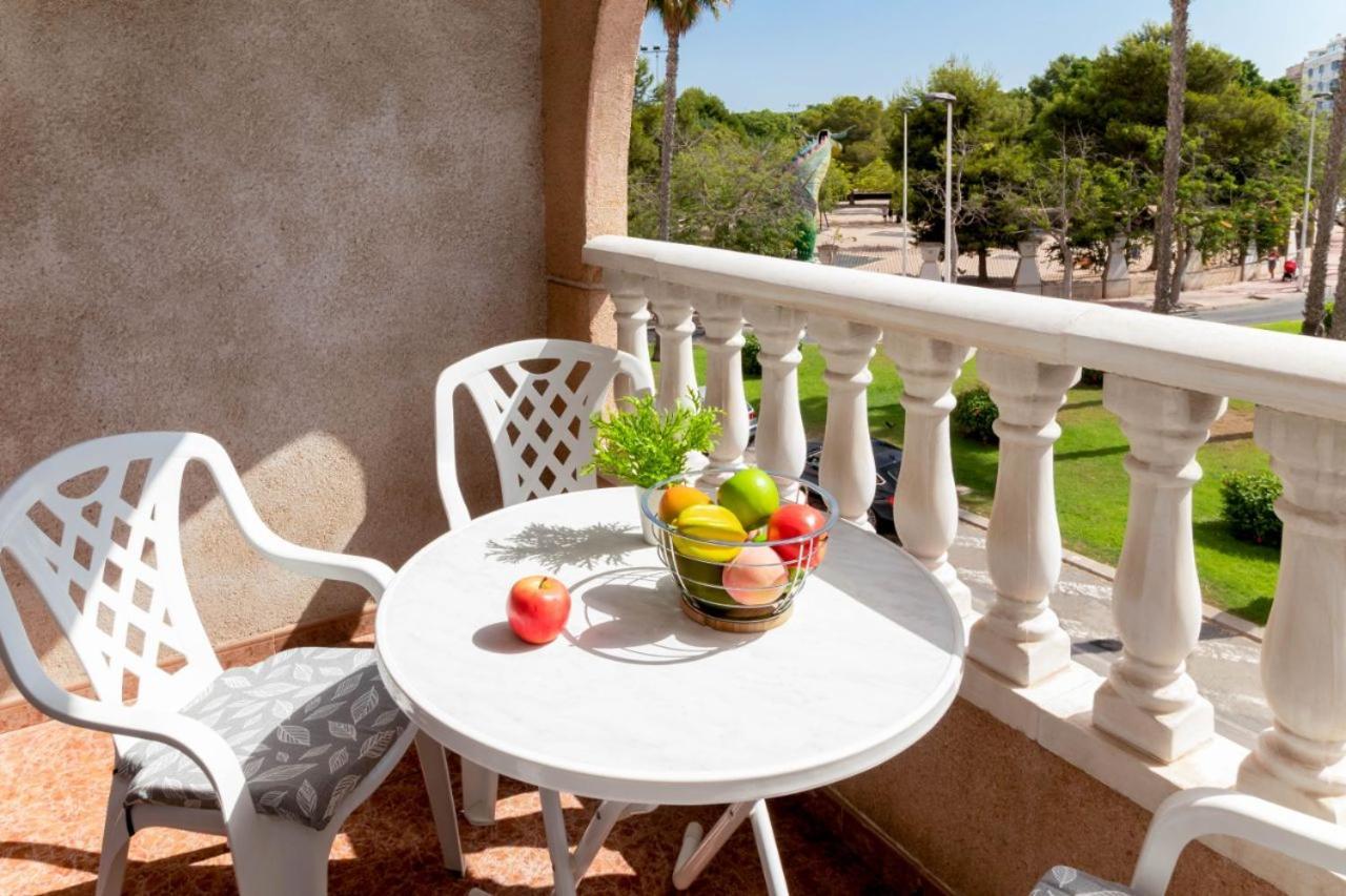Apartamentos Villa Madrid تورّيفيِخا المظهر الخارجي الصورة